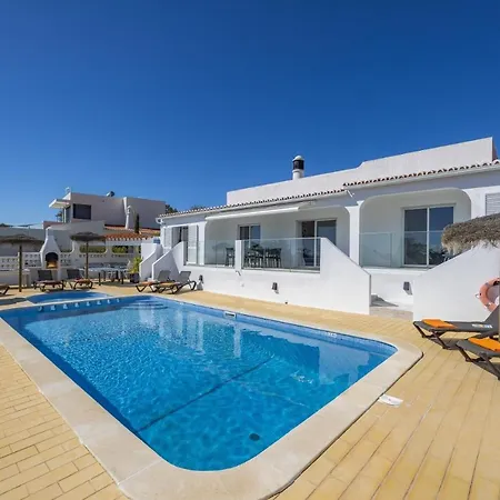 Villa Farol By *